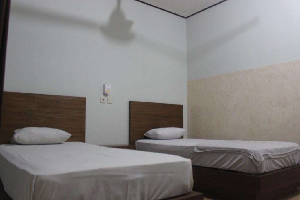 Ronta Bungalows Kuta Lombok Rum bild